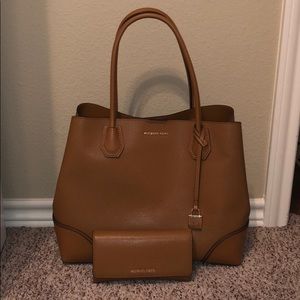 Michael Kors Mercer Gallery Tote